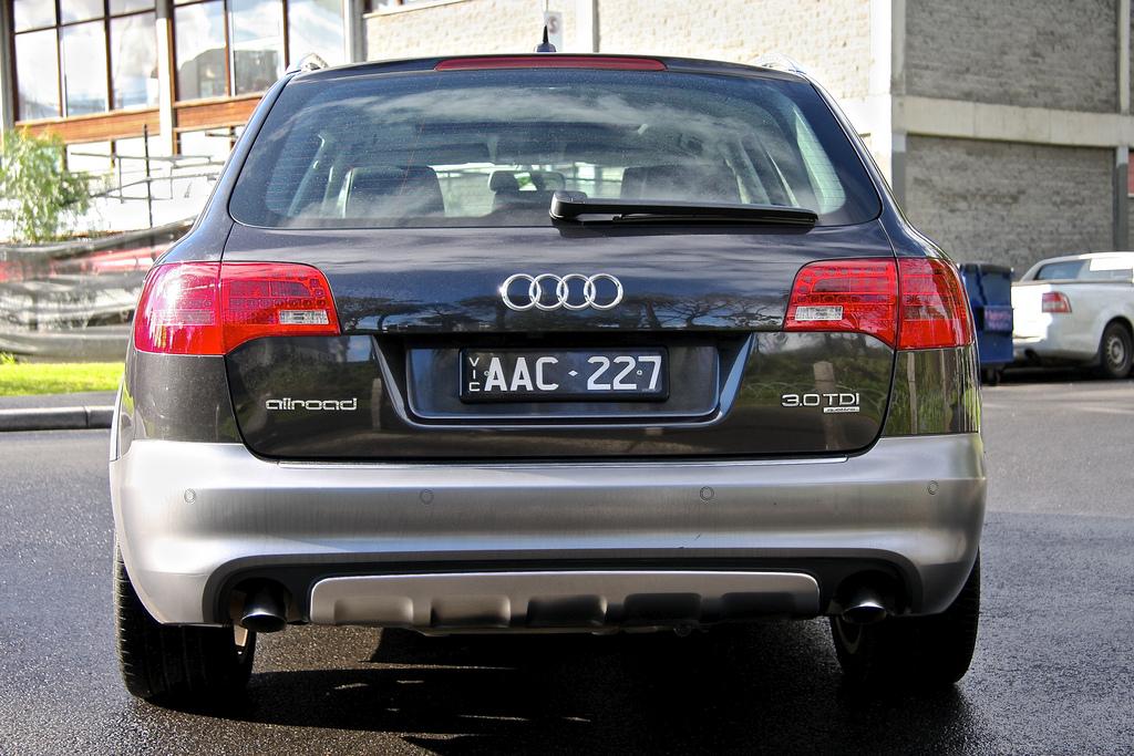 998565570AUDIA6C6ALLROAD.jpg