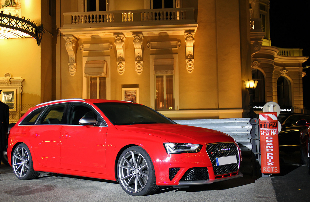 998629RS4B8ESQUIROU053.jpg