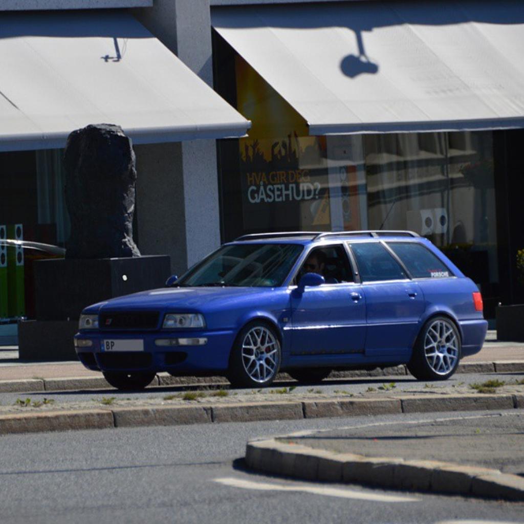 999080RS2451.jpg