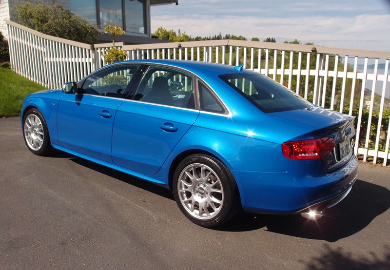 999837185S4ESQUIROU.jpg
