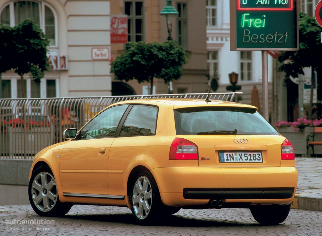 AUDIS3-3562_2.jpg