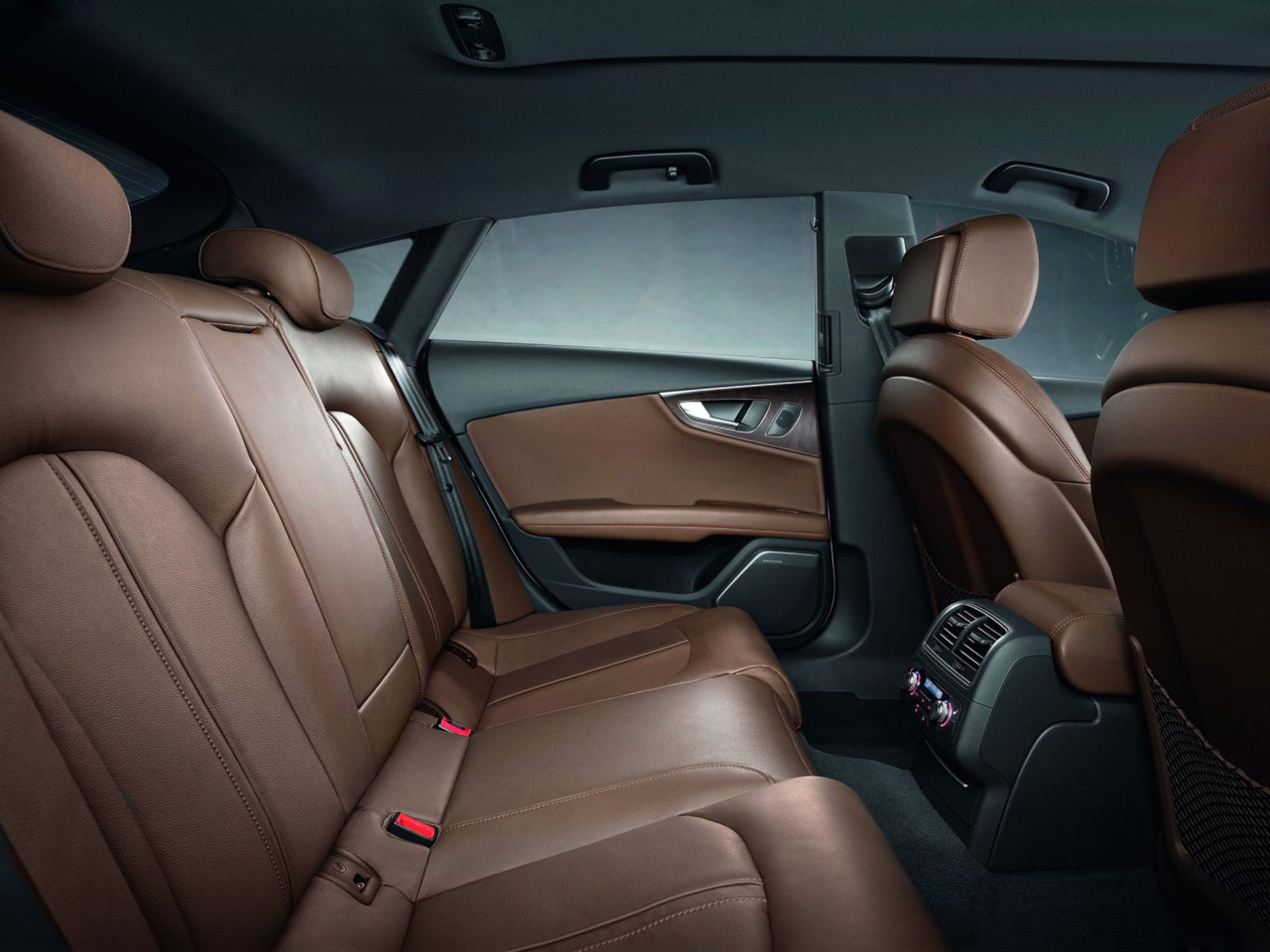 Audi-A7-Sportback-Interior-3-lg.jpg