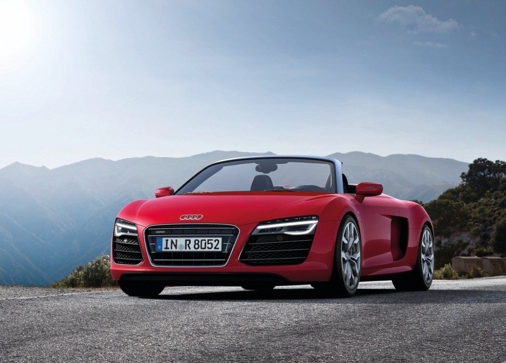 Audi-R8_V10_Spyder_2013_01.jpg