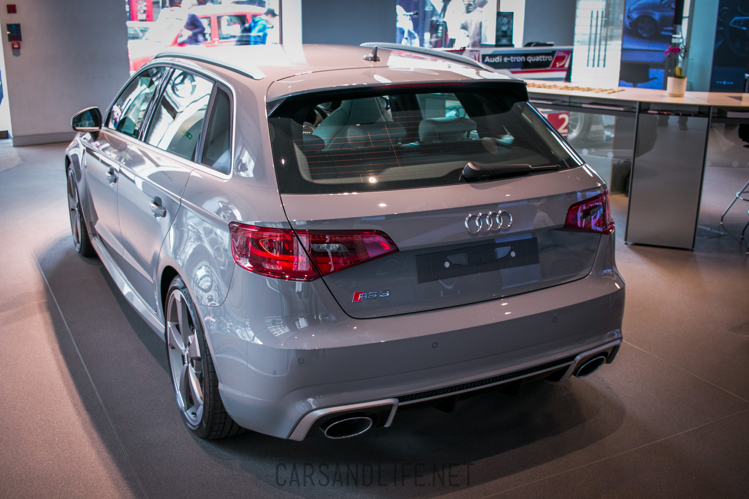 Audi-RS3-4.jpg