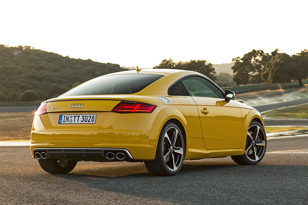 Audi-TTS-1200x800-33f368dcc3d62706.jpg