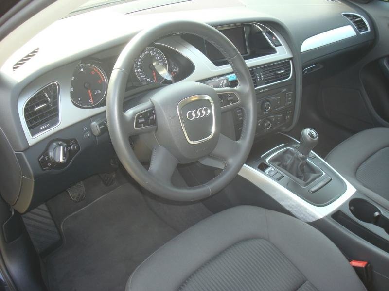 AudiA4009.jpg