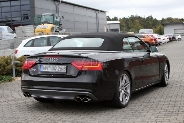 FotoSpiaAudiRS5Cabriolet_05.jpg