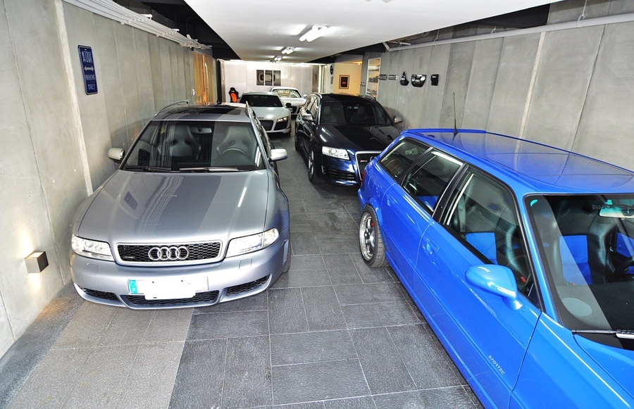 GarageAudi4.jpg