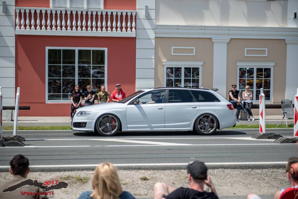 ZRS8Sia.jpg