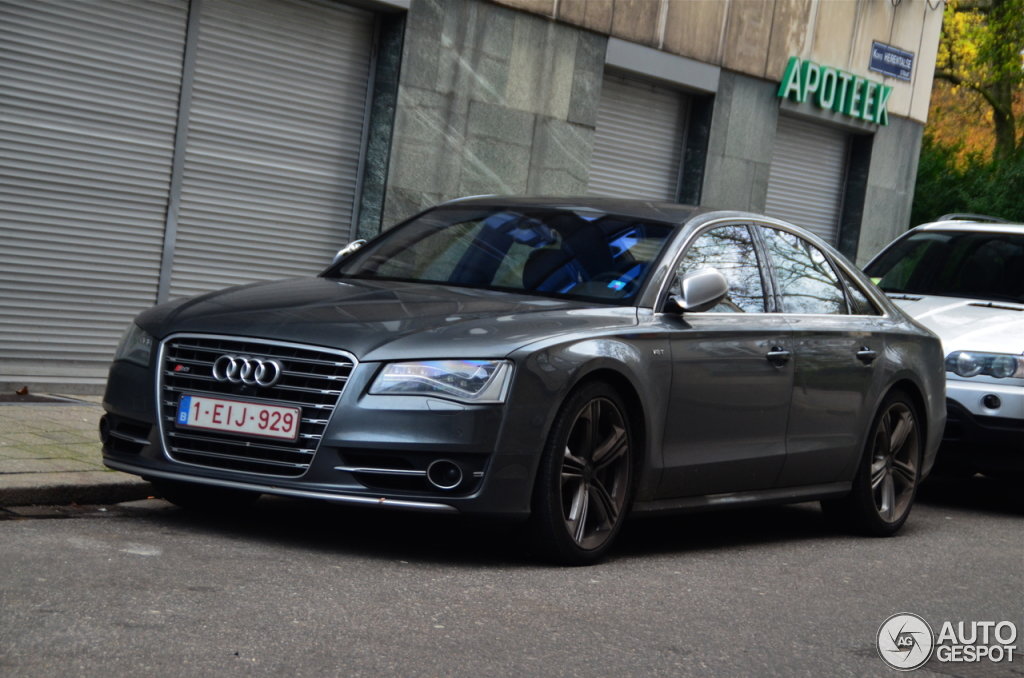 audi-s8-d4-c153029012014224608_3.jpg