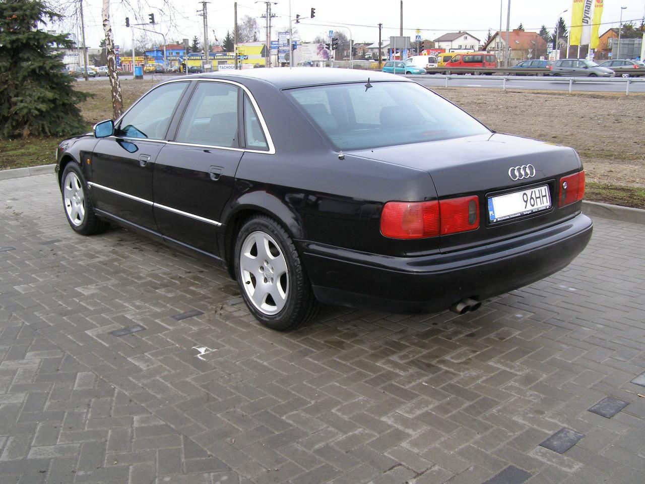 audi_a8_04.jpg