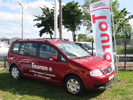 ConcessionVWTouran.0.JPG