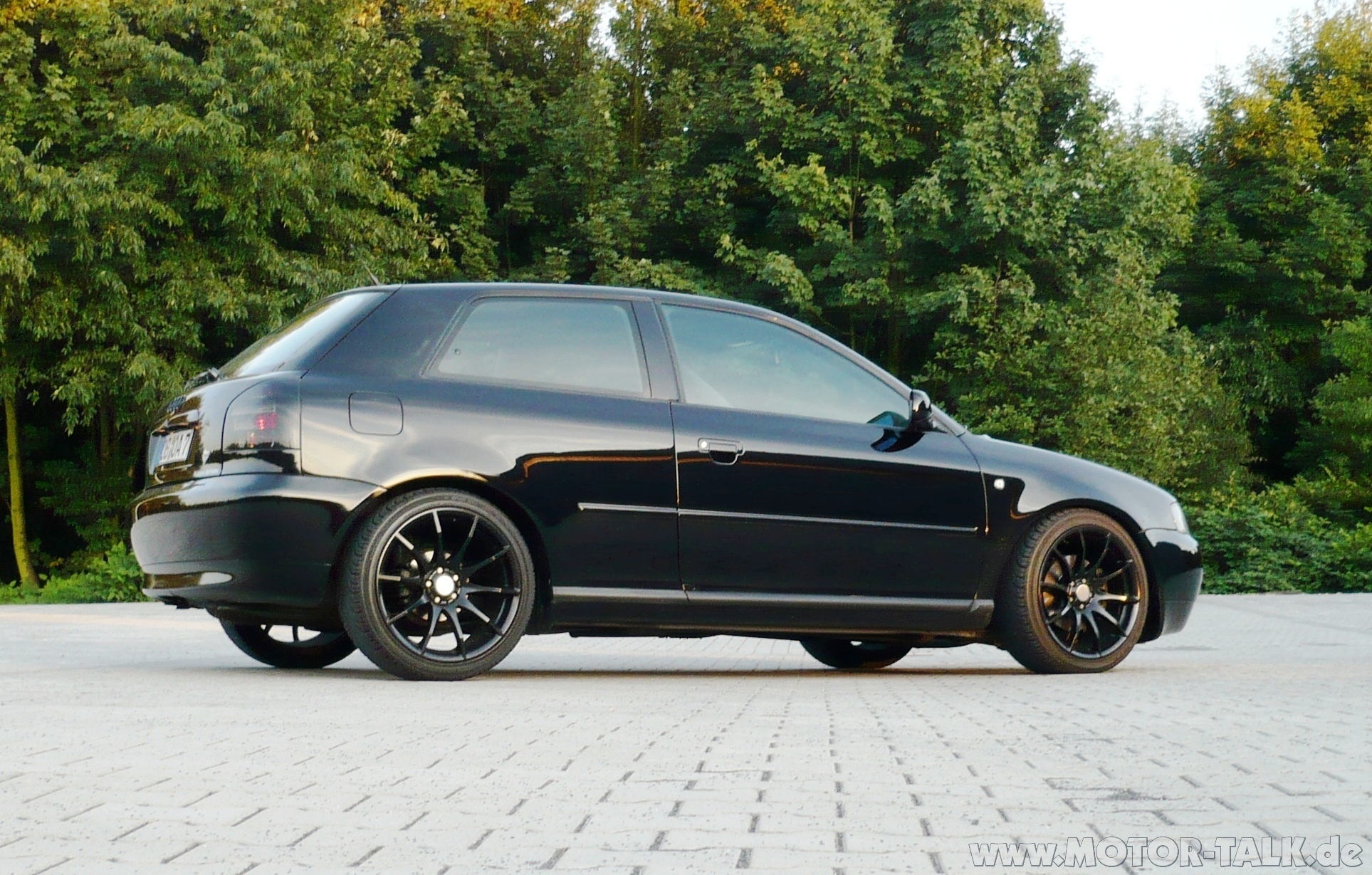 b_1_q_0_p_0.jpg?u=http%3A%2F%2Fdata.moto