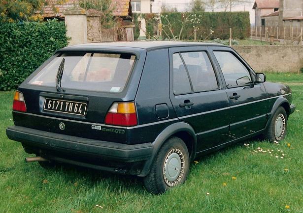 VWGolf2GTDarriere.JPG
