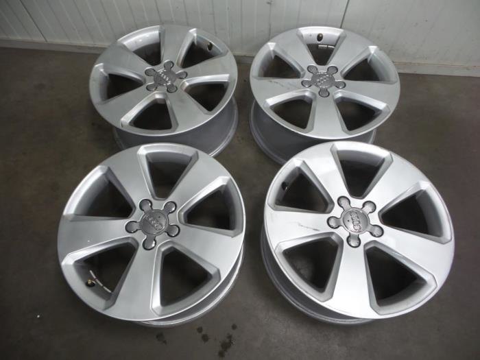 fdfb3990-68de-4ae3-93a0-fa7bb54f5796.jpg