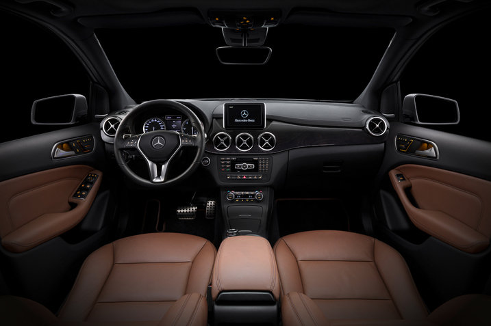 nouveau-mercedes-classe-b-interieur-o-9391.jpeg