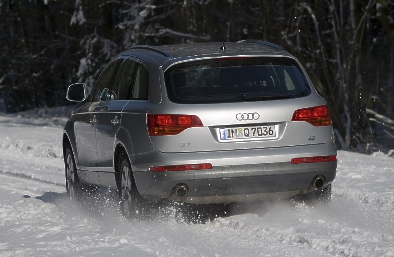 q7-re-800.jpg