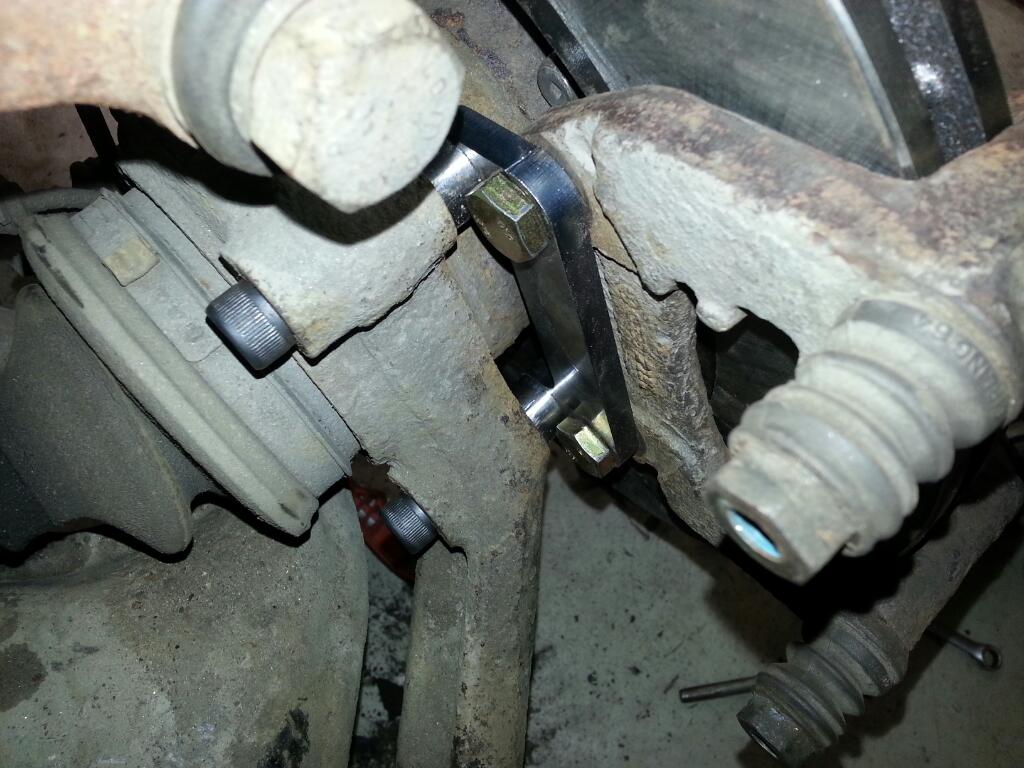 rear_brake_adapter_fitting_02.jpg