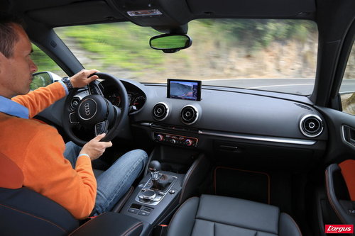 txt_Audi-A3-2012_12_1.jpg