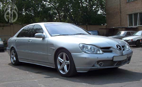 w220-slr02.jpg