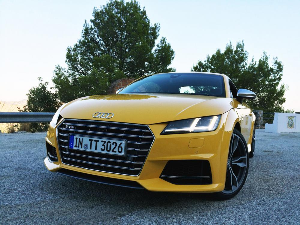 zoom-essai-audi-tt-s-2015.jpg