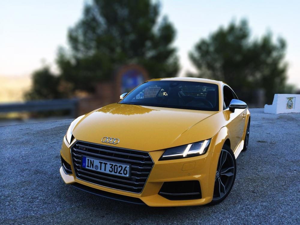 zoom-essai-audi-tt-s-2015.jpg