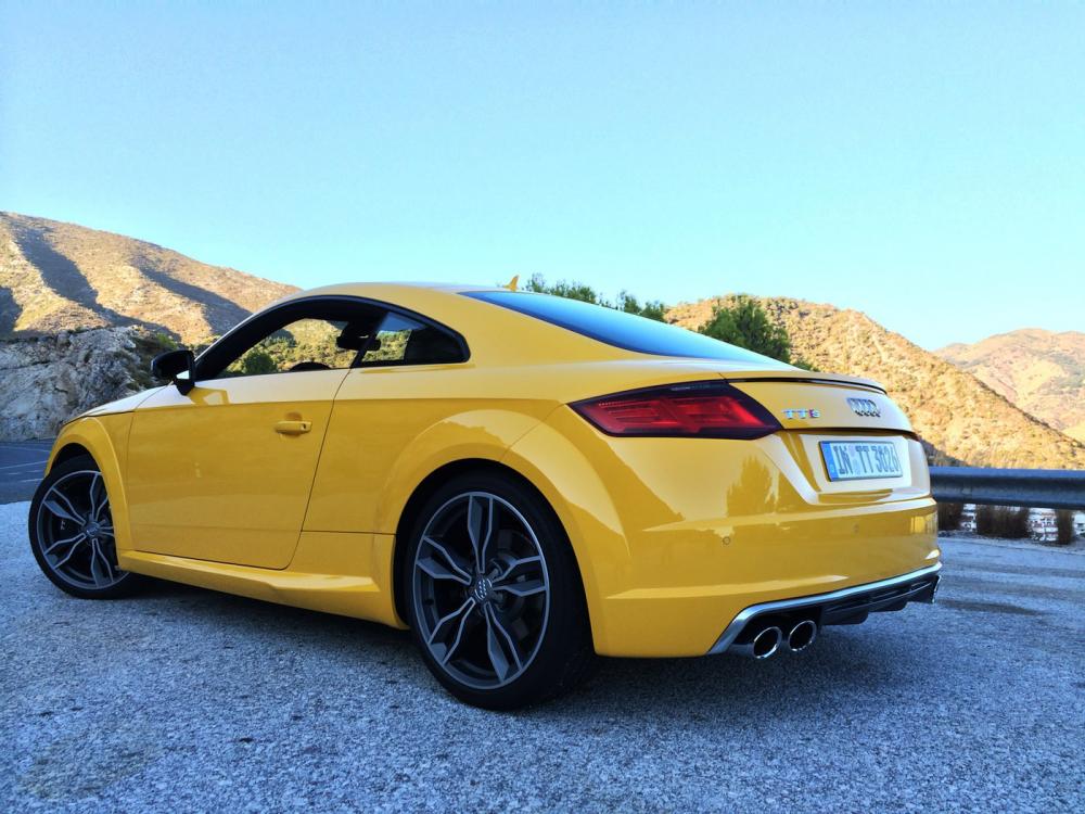 zoom-essai-audi-tt-s-2015.jpg