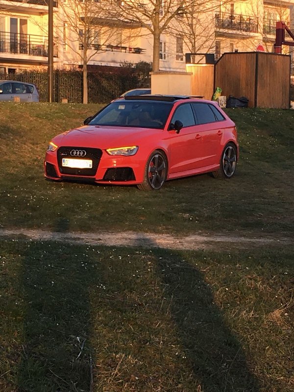 VOITURE (5).JPG