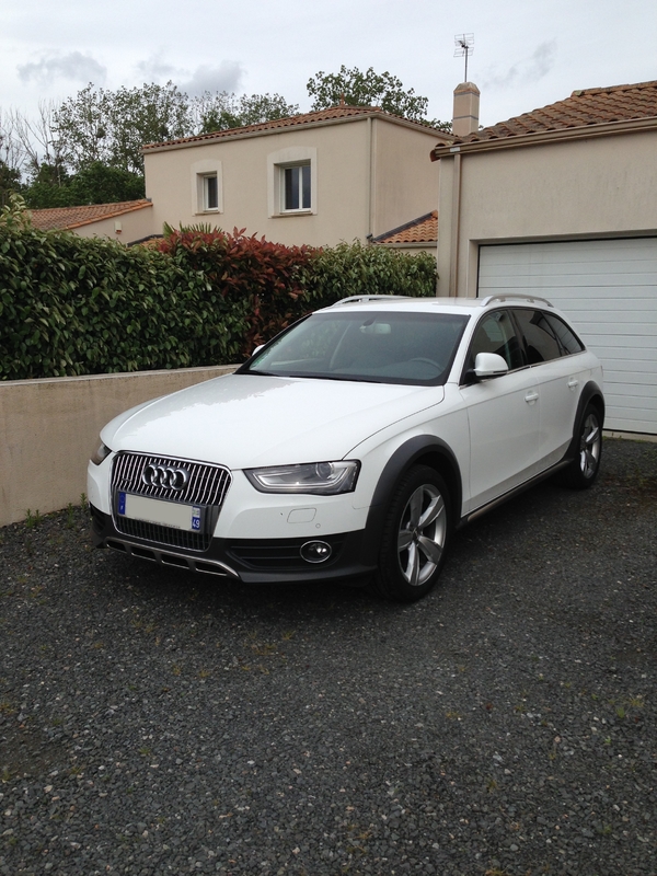 audi a4 allroad av.JPG