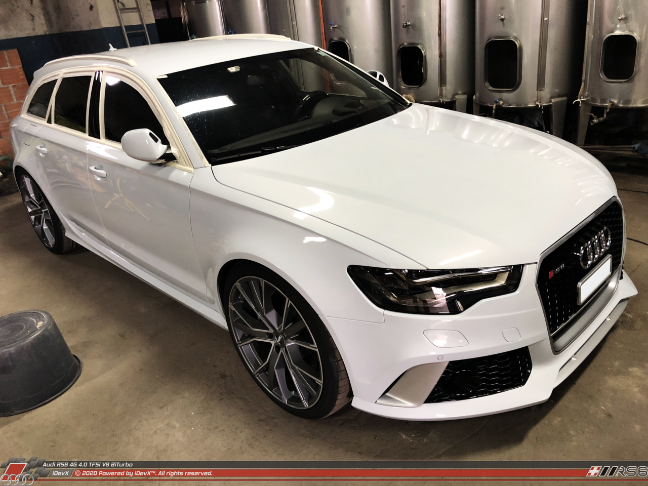 05_08.2019_Audi-RS6_iDevX_011.png