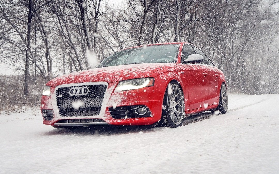 audi-s4-red-car-in-snow-winter-wallpaper-f27132d04da6aefb4ac842b510387932.jpg.0b390fe04f5e3a47546fff564091d4b0.jpg