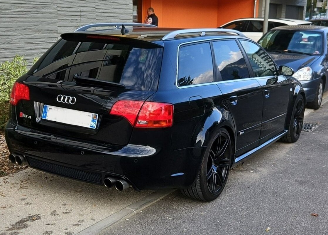 RS4 37.jpeg